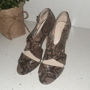 SnakeskSnakeskin heels